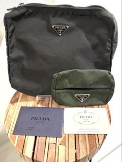 プラダ PRADA ポーチ ポケットティッシュ入れ 三角ロゴ