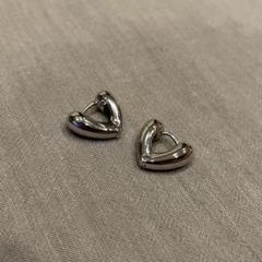 ANNIKA INEZ HEART SILVER ピアス柳橋唯さん愛用