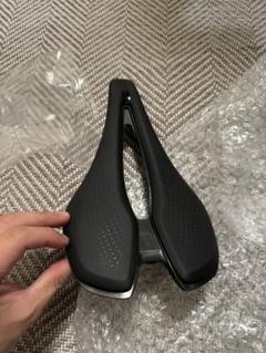 中古 GIANT FLEET SL サドル GIANT 「ジャイアント」 FLEET SL リアライト一体 サドル / 奈良