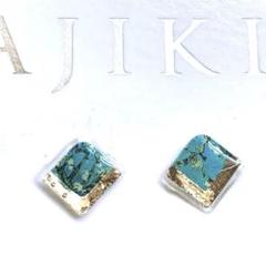 ハンドメイド　レジンピアス　142