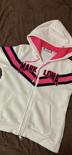 2025年最新】mark＆lona パーカーの人気アイテム - メルカリ