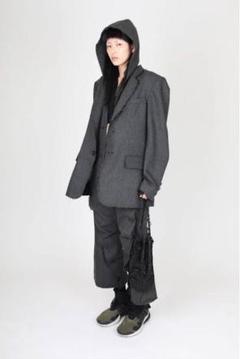 2022年最新】hyein seoの人気アイテム - メルカリ 大量注文受付 美品20AW 304L▲ ジャケット 変形 中綿 ショート Seo Hyein ダウンジャケット