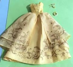 ✨新品極美M✨No.１人気ロイヤルミルクティー春も✨まるでリカちゃん〜ドレス型✨ 2025年最新】リカちゃん ロイヤルの人気アイテム - メルカリ