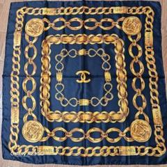 CHANEL ゴールドチェーンデザイン スカーフ　ワインレッド　シャネル CHANEL 赤 ゴールドチェーン スカーフ - メルカリ