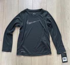 新品未使用品　ナイキ NIKE キッズ シャツ 吸汗速乾 ドライ　XSサイズ相当