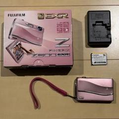 平成レトロ/フジフィルム FinePix Z800EXR ピンク デジカメ 一眼レフ並みの最速0.158秒でフォーカスを合わせる「瞬速