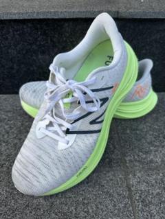New Balance FuelCell グレー/ライム　26.0cm