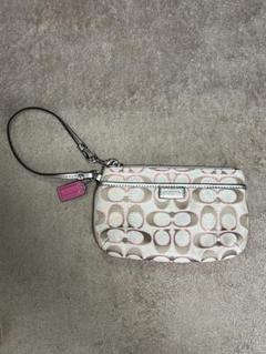 ⭐︎未使用⭐︎ COACH コーチ　アクセサリーポーチ　ミニバッグ　シグネチャー 2025年最新】コーチ coach ミニアクセサリーポーチの人気