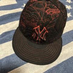 New Era 59FIFTY ブラック/レッド キャップ
