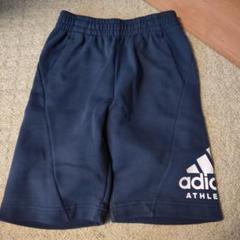 adidas ネイビー ハーフパンツ