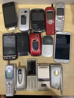 携帯電話本体 セット　まとめ売り　ガラケー