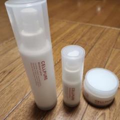 Cellpure モイスチャーローション & エッセンス &ホワイトクリームのサムネイル