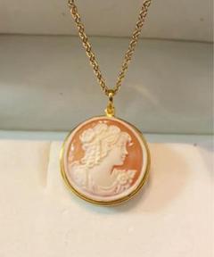 最新 希少シェルカメオヴィンテージペンダント 貴婦人横顔 CAMEO作者 アクセサリー