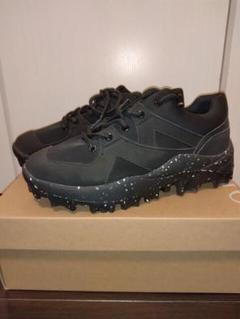 ■新品未使用■emmi Vibram ソール スニーカー 25.5cm ブラックのサムネイル