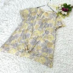 〝アズノウアズ〟半袖ブラウス　花柄　涼しげ　透け感　夏にぴったり