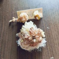 ハンドメイド　花ブローチ ヘイヤリング　セット