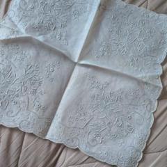 汕頭 スワトウ 花柄刺繍ハンカチ - メルカリ