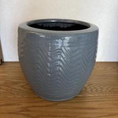 ⭐︎昭和レトロ⭐︎黒い火鉢 グレー 円形 火鉢 内側黒 メダカ鉢 昭和 レトロ - メルカリ