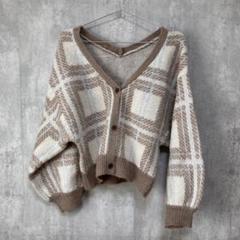 美品 who's who chico ブラウンチェック柄 Vネックニットセーター
