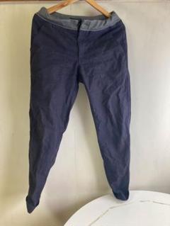 FREDY & GLOSTER ネイビー チノパン Mサイズのサムネイル