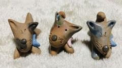 犬　ハンドメイド　粘土犬　ペア犬　茶色のブチ顔違い　３匹　置物
