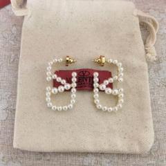 H*F様 VALENTINO ロゴデザイン ピアス ⭐︎美品⭐︎