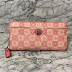 COACH 長財布 ピンク ロゴ ハート レザー 可愛い ラウンドファスナー