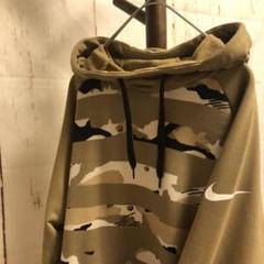 NIKE カモフラ