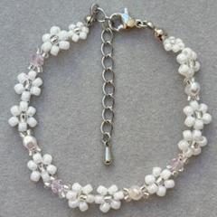 ブレスレット ハンドメイド 花 フラワー ガラスビーズ パールビーズ 白 ピンク