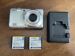 FUJIFILM FinePix F70EXR コンデジ バッテリー2個付き - メルカリ