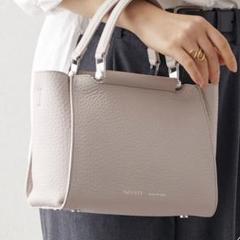新品・IACUCCI 佐田真由美さんコラボ サブリナ S ALCE ハンドバッグ IACUCCI 佐田真由美さんコラボ サブリナ S ALCE ハンドバッグ