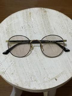 美品　GUCCI　サングラス　GG2522/S　パープルレンズ　グレーフレーム バタフライ サングラス（低めのノーズブリッジ フィット