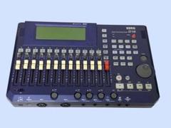 KORG D16XD MTR マルチトラックレコーダー 動作品 コルグD16XDのハードディスク交換: ナンチャッテ技術者の凸凹日記