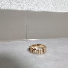 miu miu ミュウミュウ リング 指輪　ゴールド ロゴ　金色 イエローライン