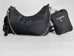PRADA　ノベルティ　ウエストポーチ　ショルダーバッグ 2025年最新】prada ノベルティ ショルダーの人気アイテム - メルカリ