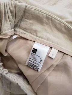 GU リネンブレンドテーパードパンツ