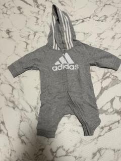 adidas グレー フード付きロンパース 3m