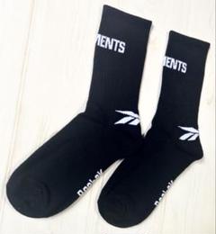 VETEMENTS X Reebok ソックススニーカー 新品、未使用 VETEMENTS - vetements reebok socks sneeker ソックス