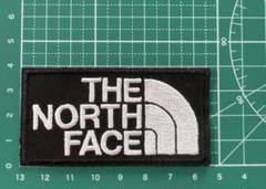 THE NORTH FACE刺繍口ゴ ワッペン 黒/白