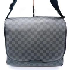 【期間限定・美品】ルイヴィトン ダミエ グラフィット ダニエル MM 美品✨ルイヴィトン ダニエルMM ダミエ グラフィット PVC