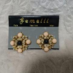 新品 未使用 Gemelli ゴールド フラワーモチーフ クリップ イヤリング