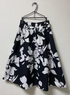 花柄スカート
