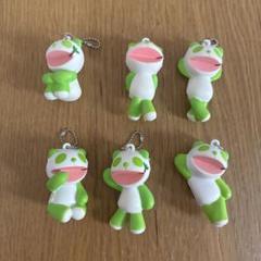 生茶パンダ　都道府県　ご当地　地域限定　キーホルダーセット　平成レトロ 各都道府県の“うまいは甘い”名産物をもった生茶パンダが48種類