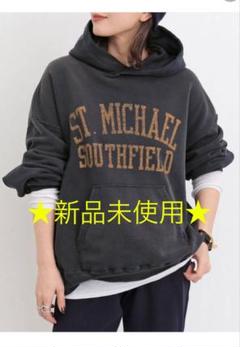 未使用☆アパルトモン　レミレリーフ　 ロゴ フード付きスウェット 未使用☆アパルトモン レミレリーフ ロゴ フード付きスウェット