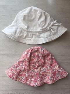 【まとめ売り】baby gap帽子　2個セット　ハット　あご紐　48cm 白　花