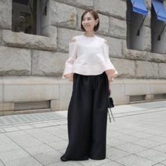 新品未使用 試着のみ heve シアーサテンガウチョPT バニラ 38