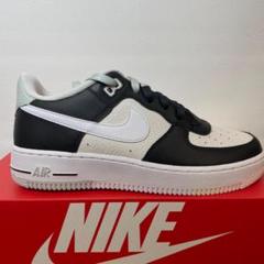 25cm NIKE AIR FORCE 1 LV8 (GS)