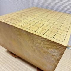 将棋盤　将棋　１枚板　本榧　厚さ11.5cm　足付き　甘い香り　へそ付　血溜まり 本榧足付将棋盤 6寸（天地柾） sa60037 | 前川榧碁盤店