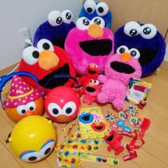 セサミストリート　エルモ・クッキーモンスター　 バケット　ぬいぐるみ　まとめ売り