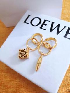 1065a《プロフ必読》様専用Loewe イヤリング/ピアス 刻印ロゴ 両耳用